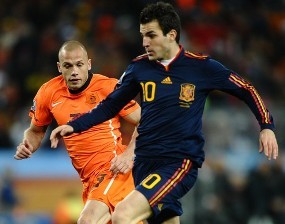 Soal Fabregas, Busquets Minta Barca Menyerah 