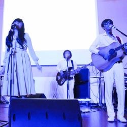 White Shoes & the Couples Company Menghentak Singapura