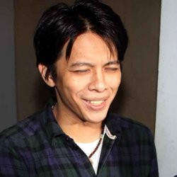 RJ Tak Pernah Bermasalah Dengan Ariel