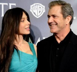 Mantan Pacar Mel Gibson Bungkam Jika Dibayar Rp 91 M