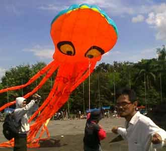 Ketika Paul Mengudara