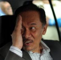 Pengacara Sakit, Anwar Ibrahim Tunda Sidang Sampai Agustus