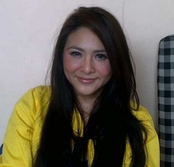 Audy Siap Jika Diajak Duet Bareng Ariel