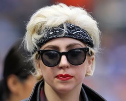 Bosan Manggung, Lady Gaga Rilis Parfum