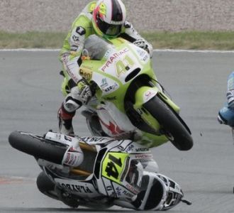Drama MotoGP Jerman Drama MotoGP Jerman