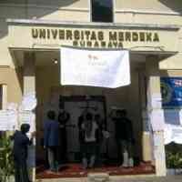 Segel Kampus, Mahasiswa Unmer Usir Pihak Rektorat 