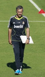 Mourinho Suka Tekanan