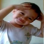 Deszuldinejad Makmur, 3,7 Tahun; Lelaki; m