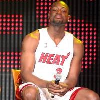 Pakai Analogi WTC, Wade Minta Maaf