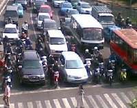 25 Traffic Light Mati, Lalu Lintas Macet