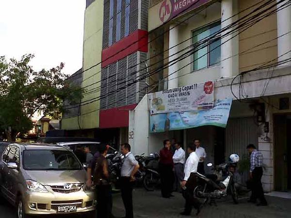 Bank Mega Syariah Pasca Perampokan