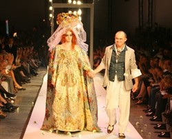 Karir Baru Christian Lacroix Pasca Couture