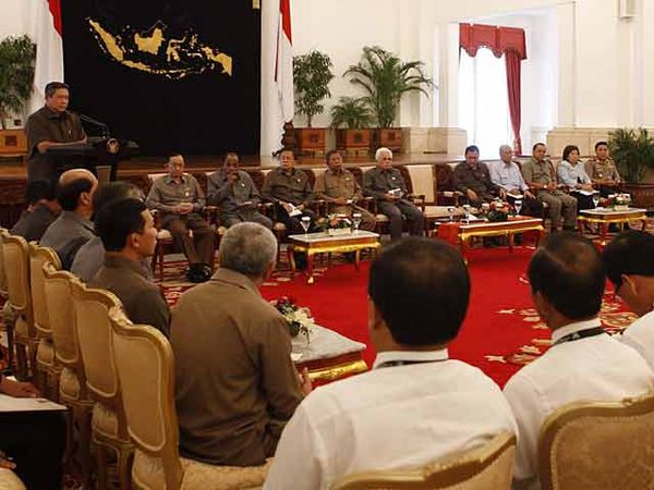 SBY Ceramahi Aparat Pajak