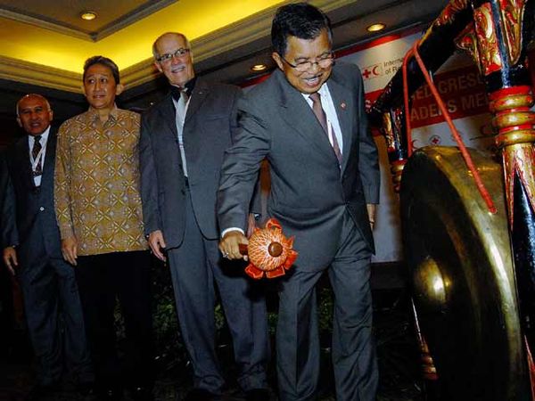 JK Buka Pertemuan Palang Merah