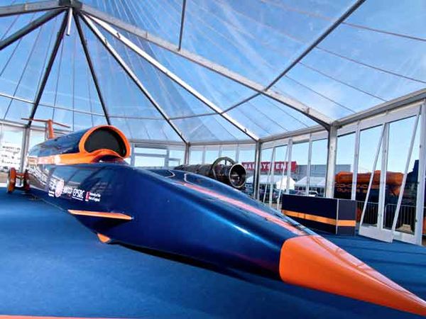 Kendaraan Tercepat di Dunia