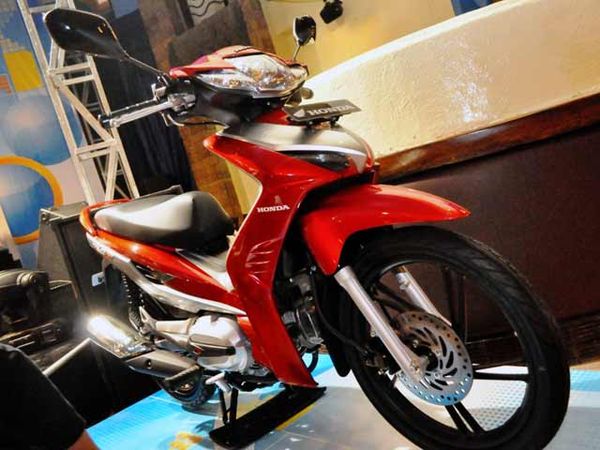 Bebek Matik Pertama di RI