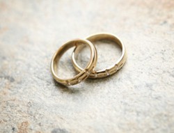 Cegah Keretakan Pernikahan Karena Uang