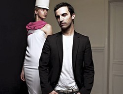 Desainer Balenciaga Dinobatkan Jadi Superstar