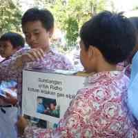 Simpati Kepada Ridho, Siswa SD Muhammadiyah 4 Kumpulkan Koin