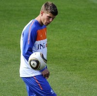 Ke Manchester yang Mana, Huntelaar?