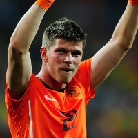 Liverpool Ikut Berburu Si Pemburu