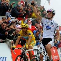 Schleck Menang, Contador di Ambang Juara