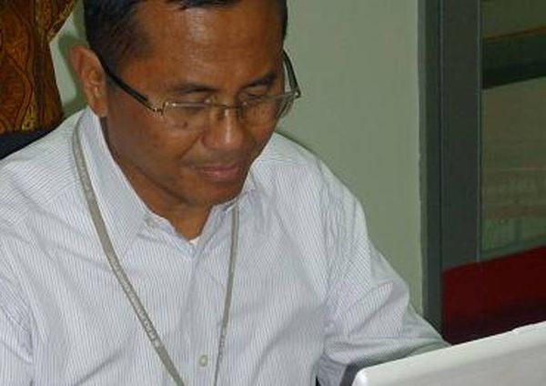  Dahlan Iskan Live Chatting