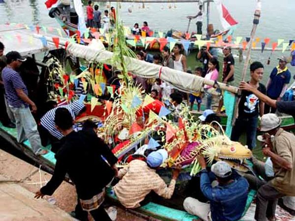 Sedekah Laut Marunda