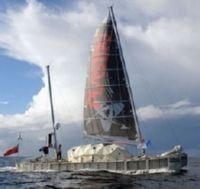 Kapal Botol Plastik Sukses Keliling Pasifik