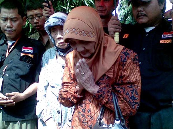 2 Janda Pahlawan Nyekar