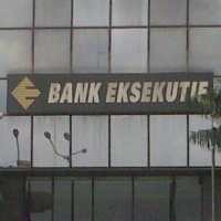 Bank Eksekutif Rugi Rp 193,78 Miliar