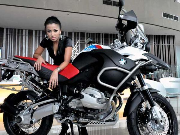 Motor Seharga Mobil BMW