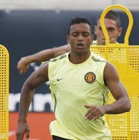 Nani Bermain dengan Jari Kaki Patah 