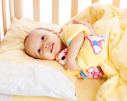 Menghadapi Ketergantungan Anak Akan Benda Kesayangannya