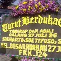 124 Korban Adakan Renungan Malam dan Tabur Bunga