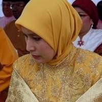 Ratu Munawaroh Terancam Diberhentikan