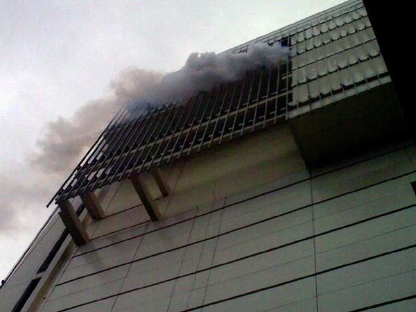 Simulasi Kebakaran di Sency