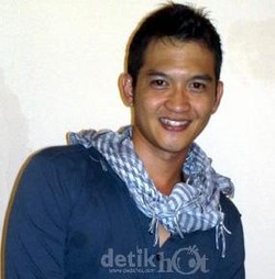 Gagal Berdamai, Rezky Aditya Tetap Dituntut Rp 2,1 Miliar