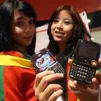 3 Ponsel Flexi Musik Dirilis