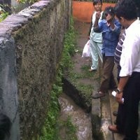 Mulut Wildan Mengeluarkan Air dan Lumpur