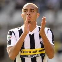 Trez Bertahan, Giovinco Mengambang