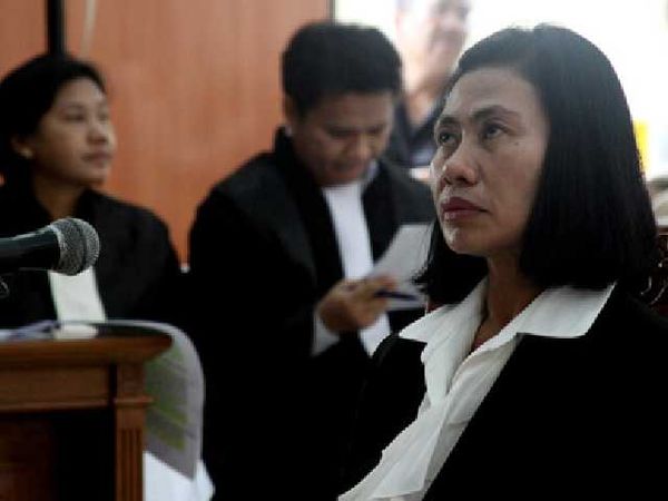  Sri Sumartini Didakwa Terima Suap