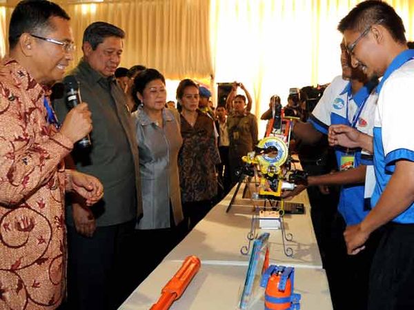 SBY Hadiri Gerakan Bebas Pemadaman Bergilir