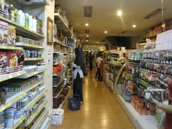 Serunya Belanja Peralatan dan Bahan Kue