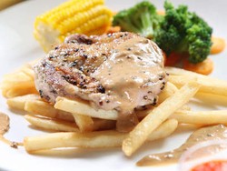 Yuk, Cicipi Menu Serba Ayam Chatterbox!
