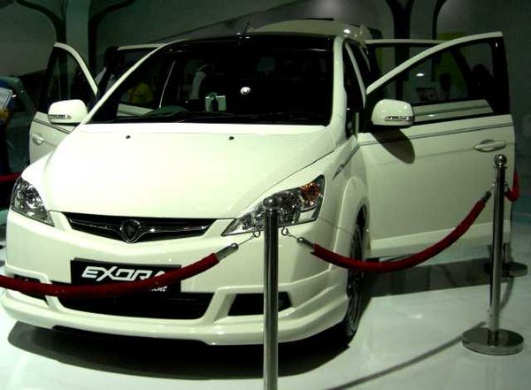 Fitur-fitur Mewah Exora President