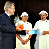 Gado-Gado Indonesia Juara di Napoli, Italia