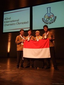 Siswa Indonesia Raih Emas di Olimpiade Kimia Internasional