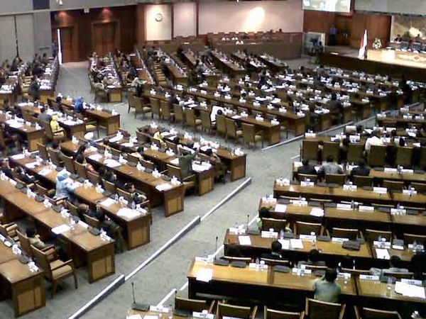 Sidang Paripurna DPR RI