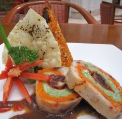 Sambut Ramadan dengan Chicken Roll plus Nasgor Kurma